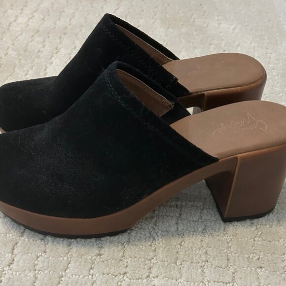 New Crown Vintage Black Suede Platform Clogs 6.5 - Picture 1 of 5